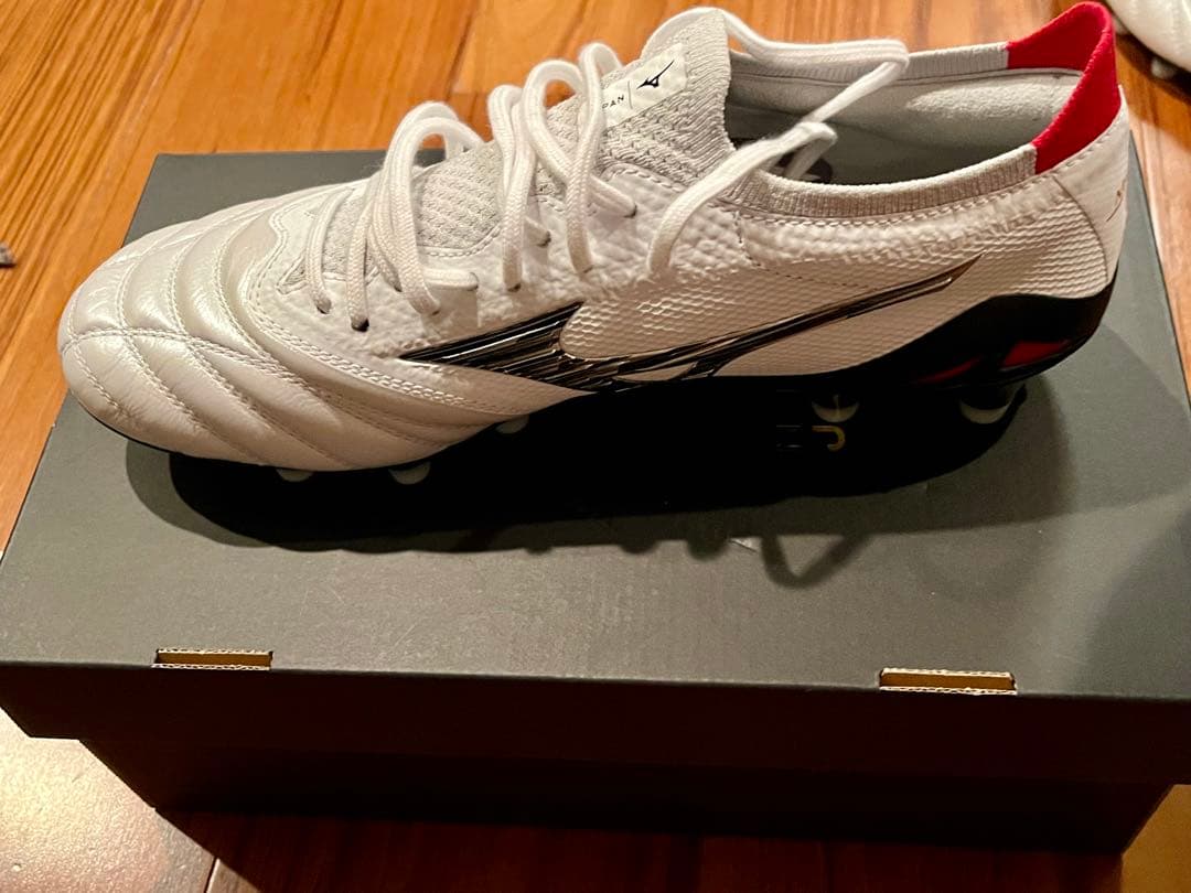 4/8(火)20:00まで限定値下げ‼️MIZUNOモレリアネオ 4βJapan